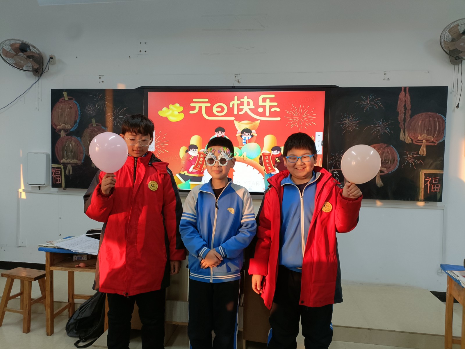 昌黎县中小学开展丰富多彩的迎元旦庆祝活动