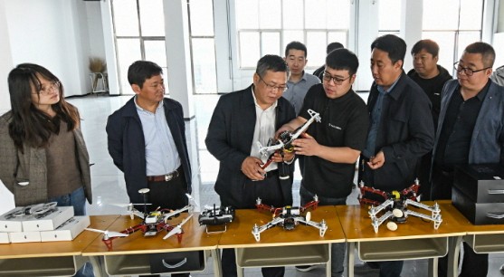 青龙县以无人机为纽带开启校企合作新篇章